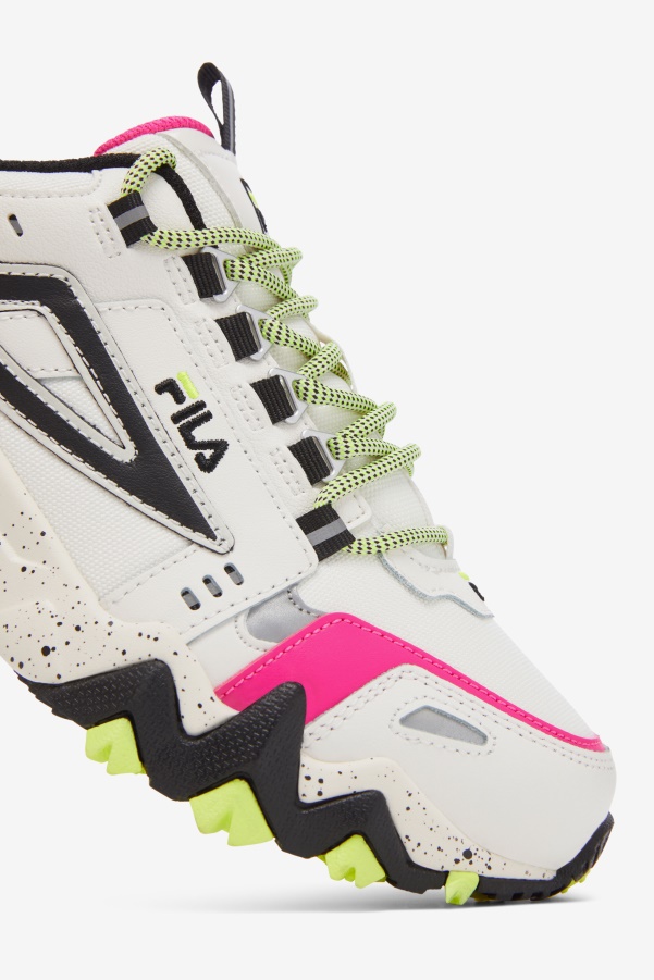 Women's Oakmont Tr White/Black/Atomic Blue Fila