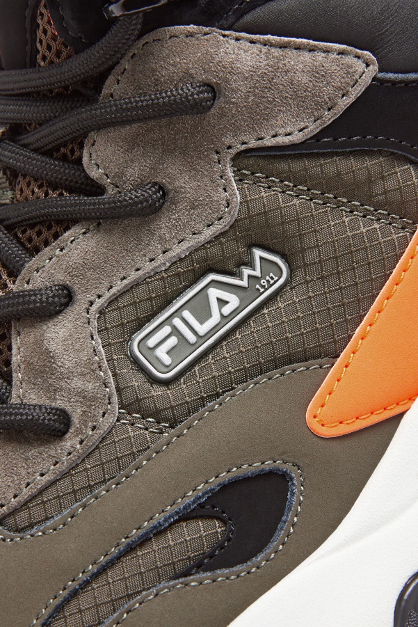 Tarmac/Black/Orange Men's Ray Tracer TR 2 Mid Fila