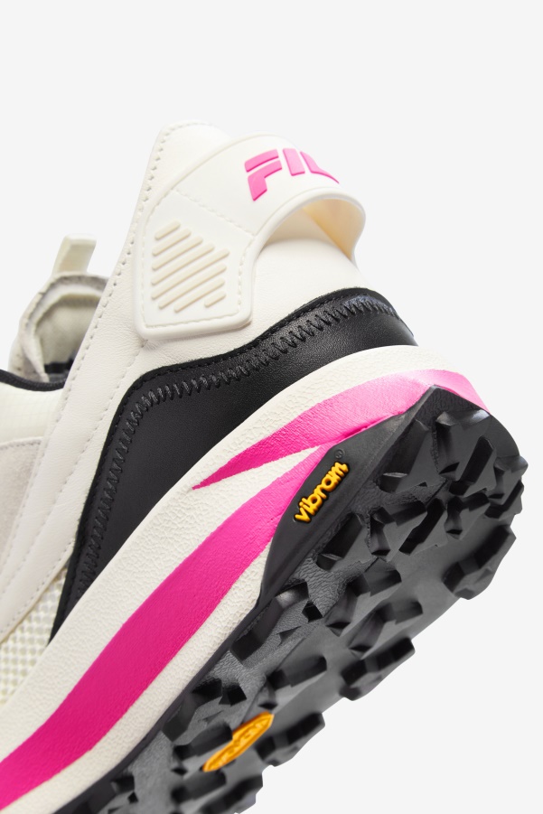 Women's R1 Runner X Barneys Fila White/Pink Glo/Black